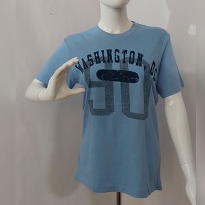 NEW Women's TEE / SIZE: SMALL